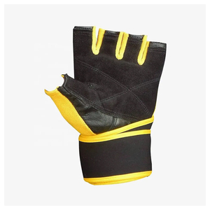 ถุงมือยกน้ำหนักออกกำลังกายขายดี พร้อมที่รัดข้อมือ 2 ชิ้น - Product Image 3
