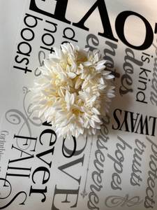 Bracelet de mariée léger en tissu blanc style Jaipur, avec Gajra artificiel, accessoires de mariage pour femme - Product Image 6