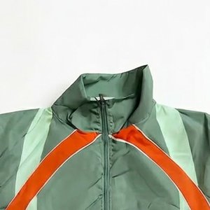 Conjunto Deportivo de Alta Gama Personalizado para Hombre, Chaqueta Cortavientos Ligera y Ecológica de Poliéster, Resistente al Agua - Product Image 2