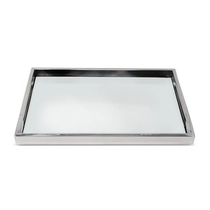 ถาดเสิร์ฟโลหะทรงสี่เหลี่ยม สีทองล้วน ดีไซน์ทันสมัย ทนทาน - Product Image 2