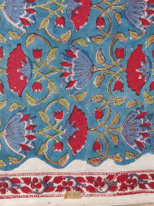 Tissu en coton indien traditionnel multicolore avec imprimés faits à la main au mètre pour la confection et l'artisanat de vêtements féminins - Product Image 4