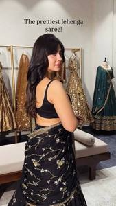 Conjunto de Lehenga de Georgette Fox para Boda India con Bordado de Lentejuelas, Blusa Sin Coser, Dupatta de Red Suave con Diseño de Mariposa y Falda Acampanada de Gran Volumen - Product Image 6