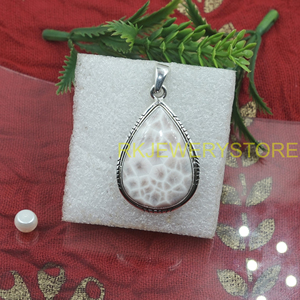 Colgante de Larimar Rosa en Forma de Pera, Plata de Ley 925, Joyería Hecha a Mano, Piedra Preciosa Natural, Regalo de Piedra Curativa para Mujeres, Hombres y Hermanas - Product Image 4