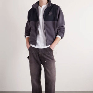 Collection de mode d'hiver pour hommes : veste en polaire durable et légère, conçue pour la chaleur et une utilisation prolongée - Product Image 2