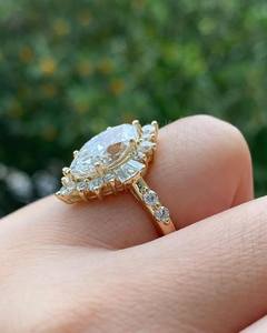 Bague de cocktail de luxe en or pur 14 carats avec diamants de laboratoire marquise et baguette, ensemble de mariage bypass, bague statement pour femme - Product Image 6