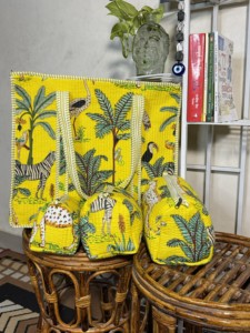 Bolsa de Mano de Algodón con Estampado Tropical Amarillo, Diseño de Cebra y Guepardo, Estilo Bohemio, Cierre de Cremallera, 18x18 Pulgadas, Cadenas, para la Playa, Compras de Verano - Product Image 5
