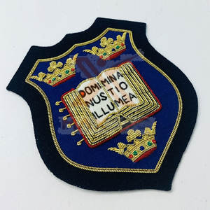 Badges brodés à la main de haute performance, fabrication professionnelle, prix de gros - Product Image 2