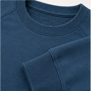Sudadera Personalizable Azul Petrol para Hombre, Cuello Redondo, Estilo Atlético Holgado, Tejido de Algodón y Felpa, Modelo MCRW-0018 - Product Image 6