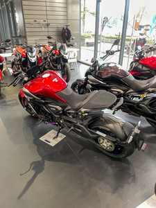 XDiavel V4 1158cc V4 Grand Turismo, Nueva Motocicleta Deportiva de Alto Rendimiento - Product Image 6