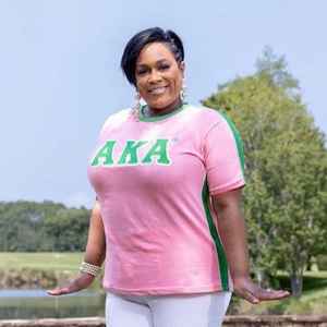 Camiseta AKA Premium para mujer con estampado de letras griegas, tela de alta calidad, ajuste cómodo, cuello redondo informal - Product Image 3