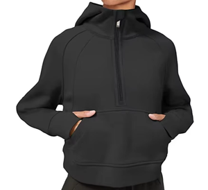 Sweat-shirt à capuche confortable en molleton personnalisé pour femme, coupe oversize, manches longues, col zippé 1/4, décontracté, avec logo frontal, pour l'automne - Product Image 4