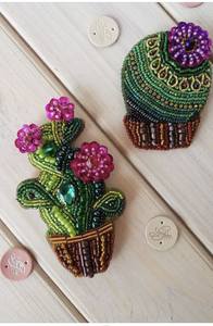 MD HANDICRAFTS Vintage Style Embroidered Beaded Brooch Pin with Premium Handcrafted Design <b>for</b> Unisex <b>Wedding</b> Occasions - Product Image 4
