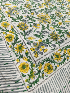 Traditional <b>Indian</b> Cotton <b>Quilt</b> Floral Pattern Hand Embroidered Pastoral Style All Season Home Use Folded Design - Product Image 4