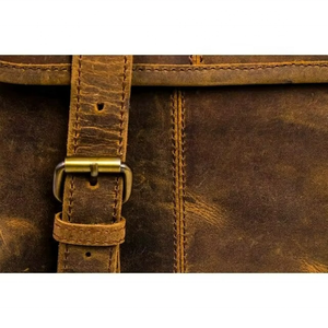 Funda de Cuero Elegante para Portátil, Bolsa Organizadora para Notebook, de Fábrica ODM OEM - Product Image 4