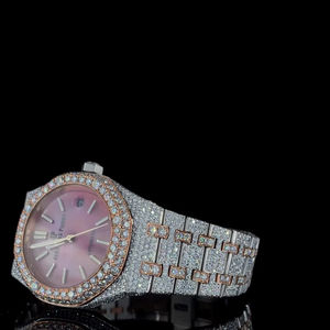 นาฬิกาข้อมือแฟชั่นผู้ชายสไตล์สตรีท ประดับเพชรโมอิสซาไนต์ สายสแตนเลสสตีล หน้าปัดกระจกโบราณ พร้อมกลไกควอตซ์ - Product Image 4