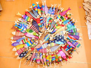 Painted <b>Wooden</b> Fish Ornaments Handmade Folk Art <b>Decorative</b> Hanging Crafts for Home <b>Wall</b> <b>Decoration</b> - Product Image 6