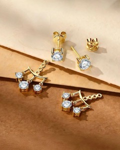 Bague en moissanite blanche de forme ronde, argent sterling 925, boucles d'oreilles en moissanite personnalisées, cadeau pour elle - Product Image 4