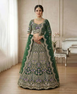 Hermoso Lehenga Choli Dupatta Cancan de Diseño, para Fiesta, con Lentejuelas y Trabajo de Corte, Tradicional, Nupcial, Étnico, de Seda Mono Satén Pesada - Product Image 1