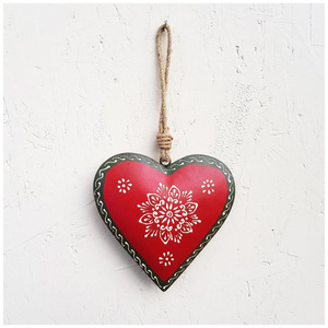 Adornos Navideños Metálicos Hechos a Mano, Corazón Rojo Pintado a Mano, Colgante Rústico de Hierro para Árbol de Navidad con Cuerda de Yute, Venta al Por Mayor - Product Image 1