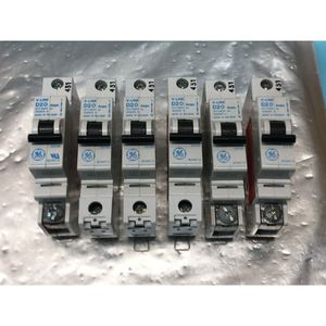 6 INTERRUPTORES DE CIRCUITO GENERAL ELECTRIC D20 V-LINE, 1 - Equipo y Piezas de Semiconductores de Confianza de Tradicción Global - Product Image 1