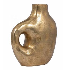 Jarrón de Mesa Escultural Abstracto Moderno de Aluminio, Jarrón para Flores de 27.5 cm, Decoración para el Hogar, Oficina y Sala de Estar - Product Image 1