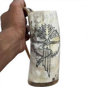 Chopes en corne de bœuf nordique authentiques, fabriquées à la main par des artisans indiens, sculptées à la main, de qualité supérieure, pour l'ale, le miad, la bière, le vin et les autres boissons. Nouveauté. - Product Image 1