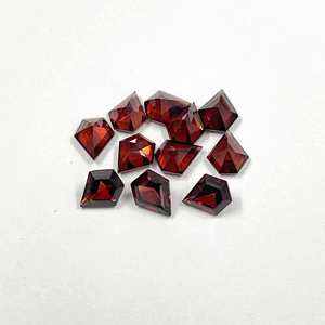 Pierres précieuses en grenat rouge naturel facetté de forme bouclier de 7 mm et 10 mm, pierres précieuses en vrac authentiques, vente en gros en ligne maintenant au prix d'usine - Product Image 2