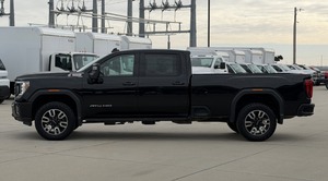 PREMIUM Fresh Deluxe Luxury Véhicule d'occasion 2024 GMC Sierra 2500 HD AT4 4WD Euro VI - Product Image 2