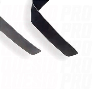 Correas de Levantamiento de Pesas Antideslizantes de Alta Resistencia con Agarre Seguro Ajustable y Acolchado Cómodo para las Muñecas - Product Image 2