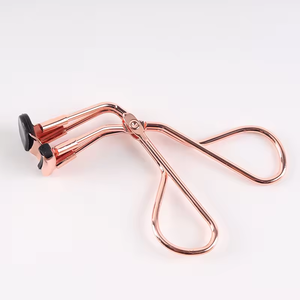 Recourbe-cils en acier inoxydable durable pour cils supérieurs/inférieurs, design portable à clip large pour un coiffage durable - Product Image 6