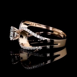 Anillo de Compromiso de Oro, Anillo de Boda Redondo, Joyería Geométrica con Microincrustaciones, Muestra Personalizada - Product Image 3