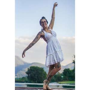 Robe blanche bohème pour femmes, col halter, sans manches, en coton, robe d'été, tenue de plage, de resort, de festival - Product Image 2