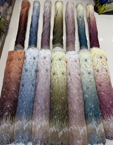 Tissu en soie Zari fait main, idéal pour la confection de robes pour les occasions de mariage, pour un look élégant pour les femmes. Achetez en gros auprès d'un fournisseur direct. - Product Image 4