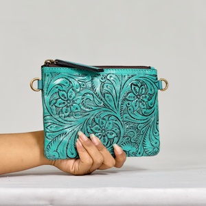 Pochette en cuir véritable turquoise avec motif floral gravé à la main, fermeture éclair, style bohème, bandoulière unique, 7 pouces - Product Image 2