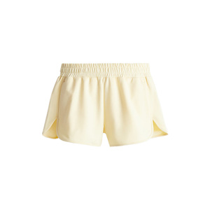 Shorts pour filles, conçus pour les jeunes enfants, parfaits pour la course sur le terrain de jeux, les promenades au parc et le port quotidien. - Product Image 1