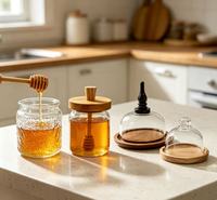 Pot à miel en verre minimaliste 2026 avec cuillère en bois, distributeur de miel hermétique transparent pour la cuisine et la table de petit-déjeuner