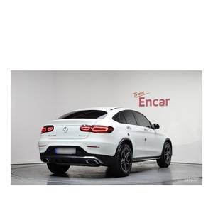 Mercedes-Benz GLC300 4MATIC Coupé, Modelo Abril 2023, con 56,594 km, Caja de Cambios Automática, Volante a la Izquierda y Cámara Trasera - Product Image 2