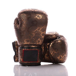 Gants de boxe en cuir pour adultes RC Fitness Wear, logo personnalisé, rembourrage en mousse épaisse, fermeture à boucle sécurisée pour l'entraînement de boxe - Product Image 5