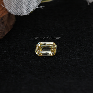 เพชร IGI Certified 1 กะรัต สีเหลือง Fancy Vivid  เพชรเพาะเลี้ยงในห้องปฏิบัติการ รูปทรง Ashoka Criss Cut เพชรเม็ดเดี่ยว VVS VS HPHT CVD ผู้จัดจำหน่ายขายส่งจากอินเดีย - Product Image 3