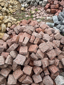 Adoquines Cúbicos de Granito Rojo, Adoquines Naturales para Caminos, Entradas, Patios y Exteriores - Product Image 3