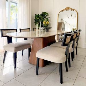 Mesa de Comedor Extensible Daystar Trade de Madera Maciza con Extremos Rectangulares y Base de Pedestal Ancha, Diseño Moderno para 4 Personas - Product Image 2