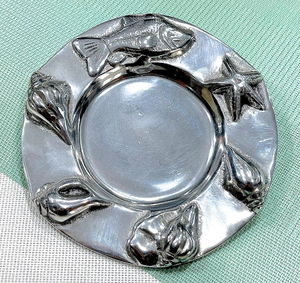 Assiette de service moderne en aluminium moulé, écologique, artisanale, durable, nouvelle couleur grise pour la vaisselle d'hôtel - Product Image 3