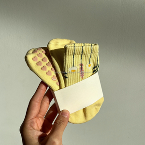 Calcetines de Algodón para Bebé, Color Amarillo, con Agarre para Pilates, Lindos Lazos, Diseño Floral, Estrellas y Limones, Antideslizantes, Ecológicos, Venta al por Mayor para Mujer - Product Image 6