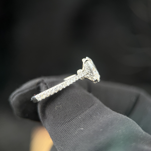 Anillo de Diamantes Cultivados en Laboratorio, Ovalados, 1.10ct en el Centro, 0.50ct Laterales, Oro Blanco de 14K, Bañado en Rodio, Certificado IGI, Eternidad Completa, para Novia - Product Image 6