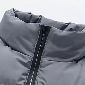 Chaleco Acolchado Gris para Hombre VELA EQUINOX, Chaqueta de Invierno con Forro de Sherpa Grueso, Repelente al Agua, con Cierre y Cuello Alto, Resistente al Viento - Product Image 4
