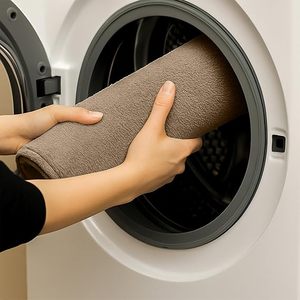 Tapis de bain en microfibre ultra doux et écologique, grand, antidérapant, épais, lavable, accessoires de décoration pour la maison, fabriqué à la machine - Product Image 1