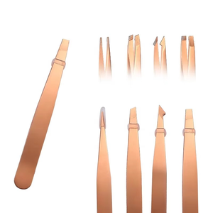 Pinzas de Depilar de Acero Inoxidable con Punta Inclinada Dorada, Marca Privada, Venta al Por Mayor, para Eliminar Dardos y Pelo Encarnado, con Logotipo Personalizado - Product Image 5
