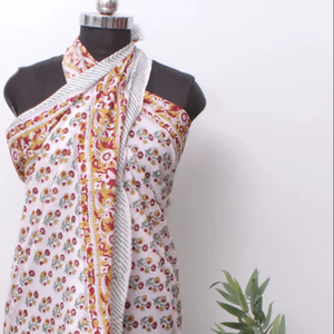 Sarong en coton imprimé à la main |   Sarong de plage en coton indien |   Pareo fait main |   Couverture de plage légère pour l'été - Product Image 1