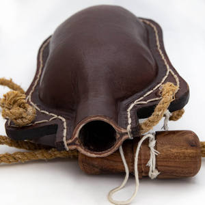 Botella de Agua Medieval de Cuero Vacuno Genuino, Botella de Cuero en Forma de Lágrima, Frasco de Agua Renacentista en Forma de Lágrima de Pakistán - Product Image 5