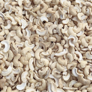 Offre Spéciale : Meilleur Prix des Noix de Cajou Mondiales W240 – Prix des Noix de Cajou Santigo Ltd – Emballage Marque Privée Disponible - Product Image 1